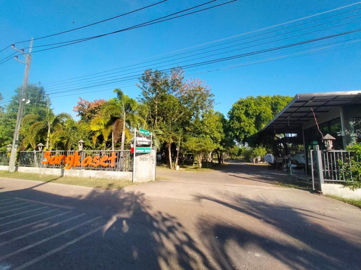 Sangkaset Resort Ban Mong Muang Exterior photo
