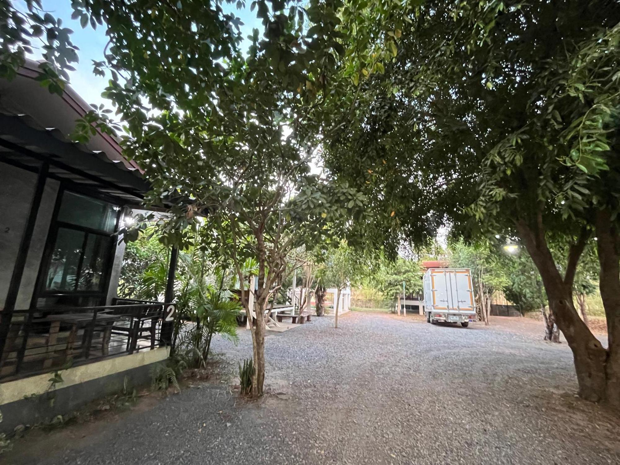 Sangkaset Resort Ban Mong Muang Exterior photo